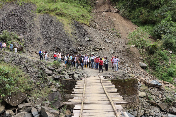 Varias actividades cumplió la Prefecta de Cotopaxi, durante su recorrido por el subtrópico