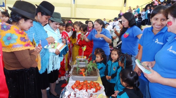 CIBV de Salcedo exhibieron productos que utilizan para mejorar la motricidad infantil