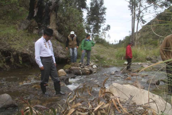 Prefecto de Cotopaxi verificó caudal del río San Juan de Patoa