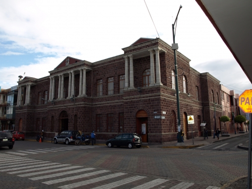 Edificio Municipal de Salcedo