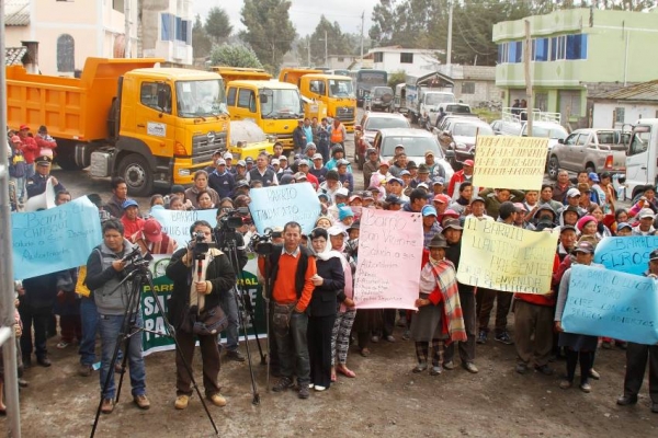 GADPC inicia intervención en la vía que conecta a Pastocalle, Tanicuchi, Guaytacama y Toacaso.