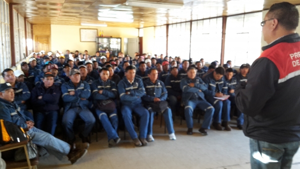 OPERADORES DE MAQUINARIA DEL GADP COTOPAXI SE CAPACITARON EN BUENAS PRÁCTICAS AMBIENTALES.