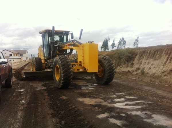 Trabajos en la vía Panzaleo- Mulalillo- Cusubamba avanzan de acuerdo al cronograma