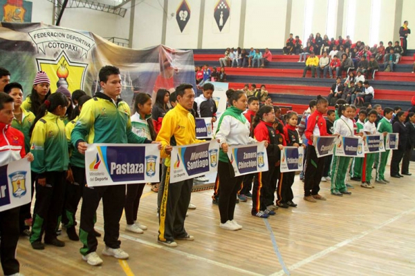 Campeonato Nacional de Levantamiento de Pesas.